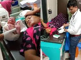 महिला ने मुंबई लोकल ट्रेन में दिया बच्चे को जन्म... महिला यात्रियों ने कराई सेफ डिलीवरी