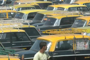 काली-पीली टैक्सियों में राज्य सरकार ने पैनिक बटन लगाने का दिया आदेश...'पैनिक' हुए मुंबई के TAXI वाले