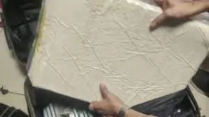 मुंबई के अंतरराष्ट्रीय हवाईअड्डे से 70 करोड़ की हेरोइन बरामद...  डीआरआई ने दो लोगों को किया गिरफ्तार