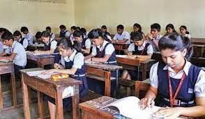 मुंबई के मनपा स्कूलों में बच्चो की संख्या बढ़ी... बच्चो को दी जाने वाली सामग्री का बढ़ा खर्च