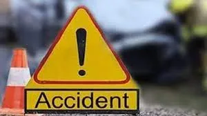पिंपरी चिंचवाड में एक ट्रक की चपेट में आने से कुल 32 लोग घायल...