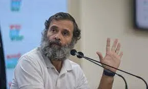 कांग्रेस का आरोप PM मोदी और ममता बनर्जी के बीच राहुल गांधी को बदनाम करने के लिए हुई डील..