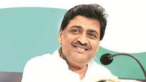 महाराष्ट्र में एक बार पूर्व सीएम अशोक चव्हाण के बीजेपी में जाने की खबर...
