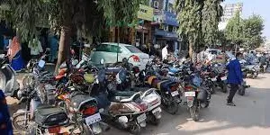 कागजों में ही सिमटकर रह गई है... ठाणे मनपा की पार्किंग नीति ! 