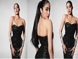 जान्हवी कपूर ब्लैक ऑफ शोल्डर गाउन में ढहाया कहर... 