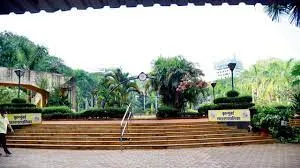 पटवर्धन पार्क पार्किंग विवाद: पार्क के लिए खार के लोगों के बीच मशक्कत