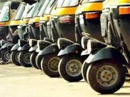 मुंबई में ट्रैफिक पुलिस का क्या नया आदेश, भाड़ा ठुकराया तो कैंसल होगा ऑटो-टैक्सीवालों का लाइसेंस... 