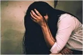 ठाकरे गुट के पूर्व पार्षद मंगेश सातमकर पर यौन शोषण का आरोप... सेक्स रिलेशन से हुई गर्भवती तो उसे दी I-Pill