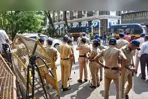 मुंबई में बड़ी अनहोनी की आशंका? पुलिस ने 11 जून तक लगाई निषेधाज्ञा