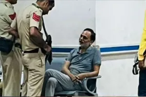 तिहाड़ जेल के बाथरूम में चक्कर खाकर गिरे सत्येंद्र जैन, हफ्ते में दूसरी बार अस्पताल में भर्ती