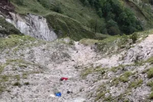 पिथौरागढ़ में 600 मीटर गहरी खाई में गिरी जीप, नौ लोगों की मौत; CM धामी ने जताया दुख