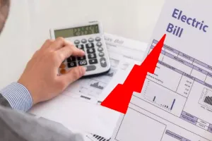 दिल्लीवालों को बड़ा झटका, 9.46% बढ़ेंगे बिजली के दाम; DERC ने दी पावर परचेज एडजस्टमेंट कास्ट बढ़ाने की अनुमति