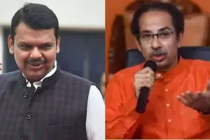 ‘यही है महाराष्ट्र का कर्नाटक पैटर्न?’ कांग्रेस ने सावरकर को स्कूल सिलेबस से हटाया, BJP ने उद्धव ठाकरे को सुनाया