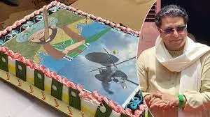  केक पर औरंगजेब की फोटो, राज ठाकरे ने गले के पास घोंपा चाकू; क्लियर किया अपना स्टैंड