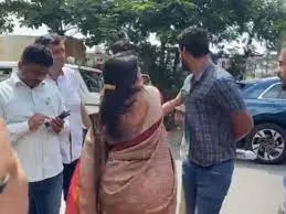 'थप्पड़ कांड' में गीता जैन पर मामला दर्ज करने की मांग, इंजिनियर शुभम पाटील ने पुलिस स्टेशन में दी लिखित शिकायत