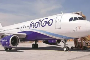 अमृतसर से अहमदाबाद जाते समय इंडिगो एयरलाइंस का विमान खराब मौसम के कारण पाकिस्तान के हवाई क्षेत्र में प्रवेश कर गया