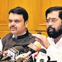 भीमा-कोरेगांव हिंसा मामले में बढ़ेंगी फडणवीस की मुश्किलें! प्रकाश आंबेडकर ने आयोग को पत्र लिखकर जांच की मांग की