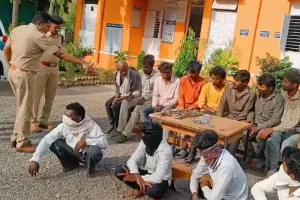 बंधुआ मजदूरी की दर्दनाक कहानी! दिनभर कुएं में काम, रात को बेड़ियों में बांधकर रखे जाते मजदूर