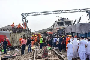  क्या जंक्शन बॉक्स में हुई छेड़खानी? रेलवे लागू करने जा रही है डबल लॉकिंग सिस्टम