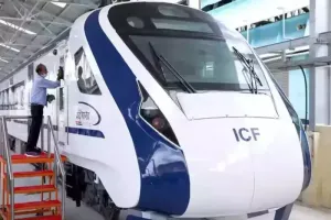 मॉनसून का साइड इफेक्ट, क्या 40 की स्पीड पर चलाई जाएगी मुंबई-गोवा वंदे भारत एक्सप्रेस?