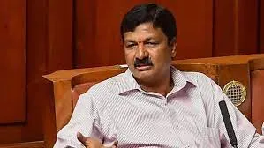 भाजपा MLA जारकीहोली का दावा... महाराष्ट्र की तरह कर्नाटक में गिर सकती है कांग्रेस नीत सरकार