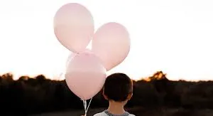 खेलते समय सांस की नली में गुब्बारा फंसने से बच्चे की मौत, घटी ये दुर्भाग्यपूर्ण घटना?