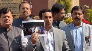 दाऊद के करीबी के साथ पार्टी कर रहे थे शिवसेना-UBT नेता...  BJP ने की गिरफ्तारी की मांग !