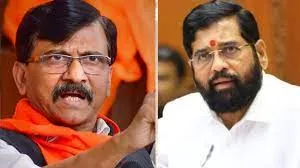 ठाकरे गुट के नेता सांसद संजय राउत ने दावा किया कि शिंदे सरकार जाएगी