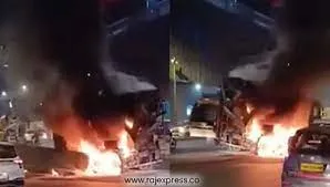 बोरीवली वेस्टर्न एक्सप्रेस हाईवे पर ट्रक में लगी भीषण आग...  