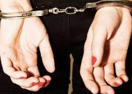 21 साल की लड़की 40 करोड़ रुपये की कोकीन लेकर आ रही थी... मुंबई एयरपोर्ट पर गिरफ्तार