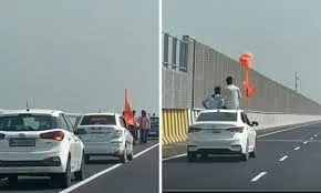 अटल सेतु पर चेतावनी के बावजूद दिखा ऐसा नज़ारा...  पुलिस ने दी प्रतिक्रिया