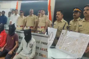 मुंबई में बंदूक की नोक पर डकैती डालने वाले पांच आरोपियों को वाकोला पुलिस ने राजस्थान से किया गिरफ्तार।