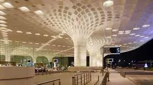 मुंबई एयरपोर्ट पर 80 वर्षीय यात्री की मौत पर डीजीसीए से मांगी रिपोर्ट... 