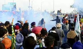 आज  किसान संगठन मना रहे 'काला दिवस'... देश के लोगों से की ये अपील