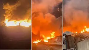 मीरा भायंदर में लगी भीषण आग... 1 की मौत- कई झुग्गियां जलकर खाक