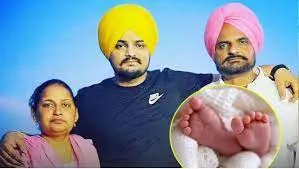 दिवंगत पंजाबी सिद्धू मूसेवाला की मां देंगी बच्चे को जन्म... बेटे की मौत के इतने दिनों बाद घर में गूंजेगी किलकारी
