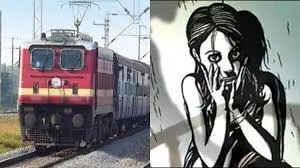 मुंबई ट्रेन में 15 वर्षीय लड़की से की छेड़छाड़... तो लोगों ने कर दी व्यक्ति की पिटाई, पुलिस ने किया गिरफ्तार