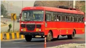 छुट्टियों के मौसम में एसटी प्रभावित... बसों की संख्या कम 