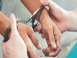 भिवंडी में IPL पर सट्टा लगाने वाले गिरोह का भंडाफोड़, 3 लोग गिरफ्तार