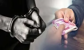 मुंबई :  रिश्वतखोरी से संबंधित मामले में दो आरोपियों को 5 वर्ष के कारावास की सजा 