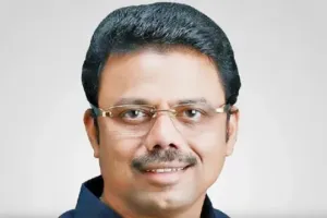 संजय राउत के भाई सुनील राउत के खिलाफ मुंबई के विक्रोली पुलिस स्टेशन में मामला दर्ज 