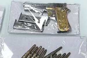 मुंबई : क्राइम ब्रांच को बड़ी सफलता; हथियार बेचने आए तीन लोगों को धर दबोचा