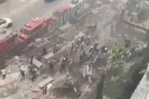  बांद्रा-कुर्ला कॉम्प्लेक्स मेट्रो स्टेशन के बेसमेंट में आग लगने से हड़कंप 