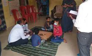 लातूर जिले में पिछले दो वर्षों से शौचालय में रह रही मानसिक रूप से अस्वस्थ महिला को आश्रय गृह में भेजा गया