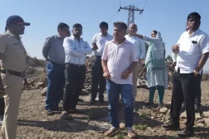 ठाणे  में सरकारी जमीन से पत्थर और पानी की चोरी के आरोप में अज्ञात लोगों के खिलाफ मामला दर्ज