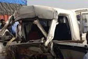 पुणे में दर्दनाक सड़क हादसा : एक व्यक्ति की मौत; कई लोग घायल