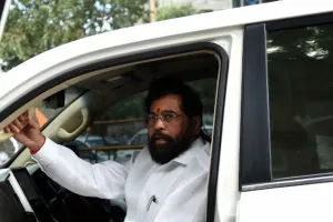 उपमुख्यमंत्री एकनाथ शिंदे की कार को बम से उड़ाने की धमकी भरे गुमनाम कॉल और ईमेल