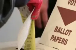 सांगली जिले की एक ग्राम पंचायत ने चुनावों में ईवीएम के बजाय मतपत्रों के इस्तेमाल का समर्थन किया 