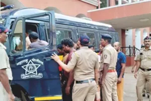 मुंबई पुलिस ने अवैध रूप से रह रहे बांग्लादेशियों के खिलाफ कार्रवाई तेज