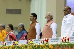 मराठी एक सम्पूर्ण भाषा है;  मराठी में भक्ति भी है, शक्ति भी है और युक्ति भी है - पीएम मोदी